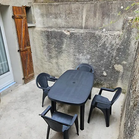 Petite Maison Design Proche Centre Tatil Evi *