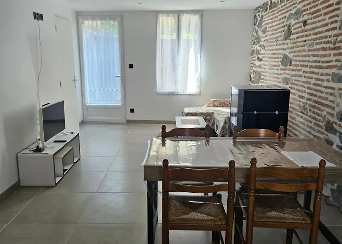 Petite Maison Design Proche Centre Дом отдыха Cusset